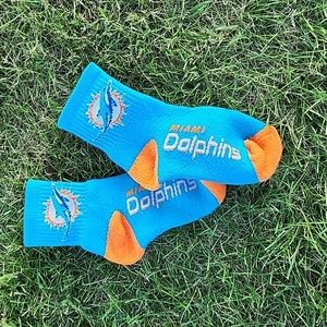 Miami Dolphin youth quarter socks
